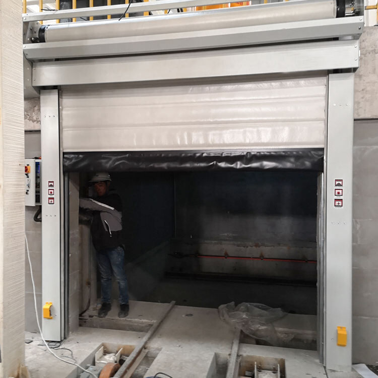 Modern Insect Proof High Speed Freezer Door 0.75KW-1.5KW for Freezer Cold Room Operations