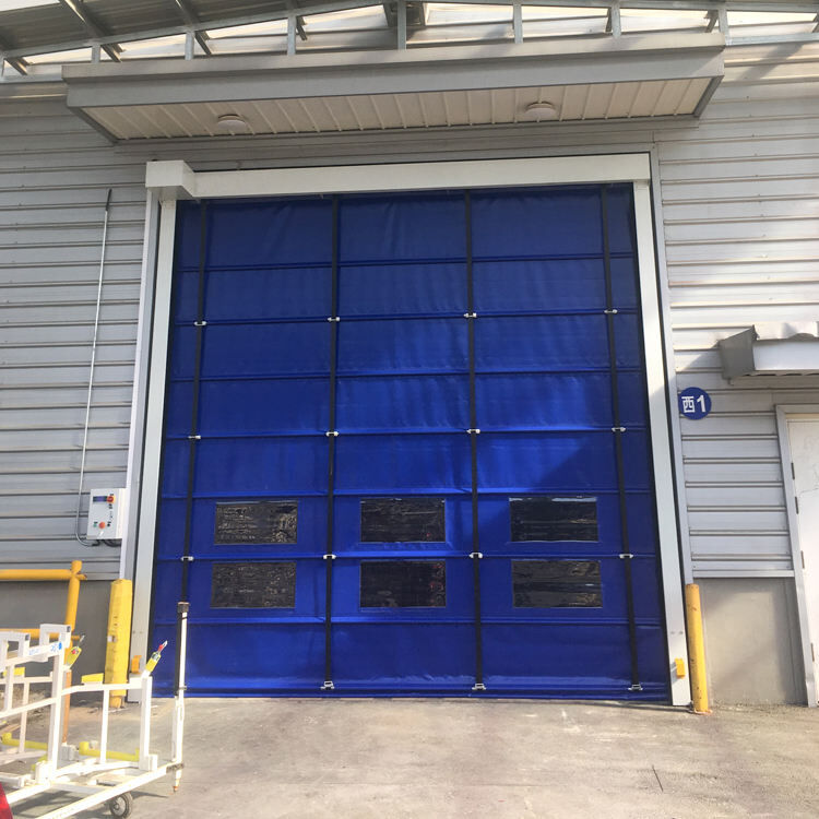 Custom Size Modern Outdoor PVC High Speed Folding Door for Finished Goods Warehouse Operations