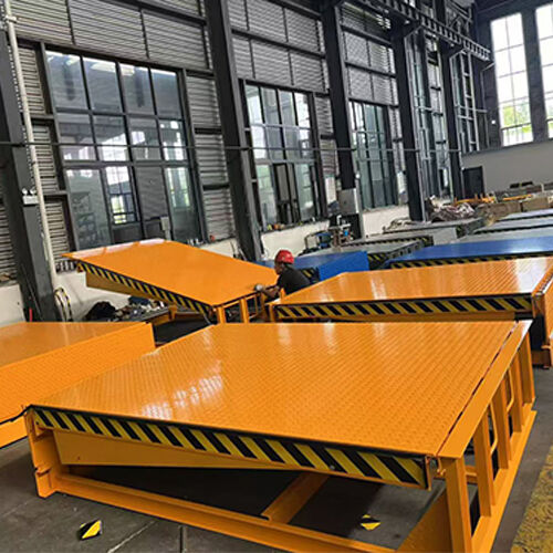 Anti Skid Metal Dock Plate Hydraulic Loading Dock Leveler 380V for Warehouse Truck Loading Operations