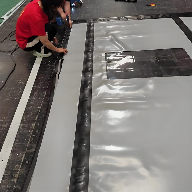0.75-3.8KW พลังงาน Custom ความเร็วสูง Zipper ประตูสําหรับโครงการอุตสาหกรรม OEM Solutions