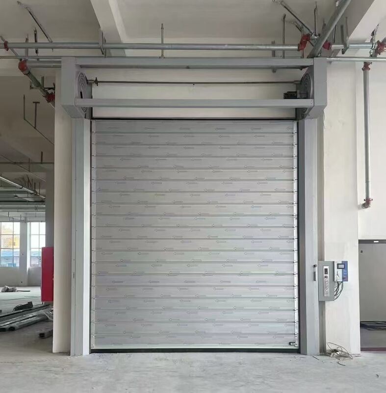 Beaufort 10 Wind Resistant Spiral High Speed Door with 40mm Insulated Panels for Coastal Industrial Facilities