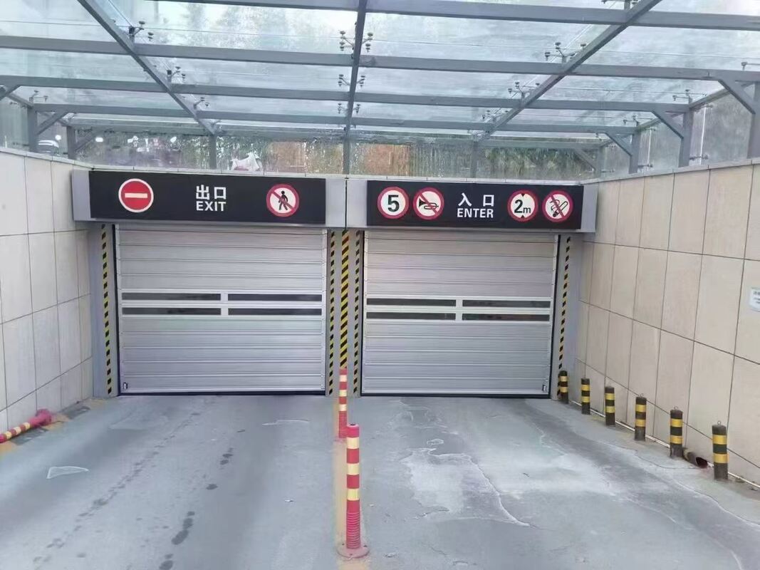 Beaufort 10 Wind Resistance Spiral High Speed Door with Rigid Aluminum Panels and 40mm Insulated Panels