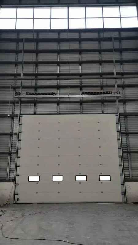 Emergency Manual Operation Industrial Sectional Overhead Door with Wind Resistance Level 7-8 and 24dB Sound Insulation