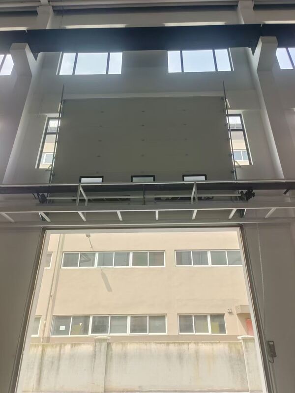 Anti-Drop Protection Industrial Sectional Overhead Door with Wind Resistance Level 7-8 and 24dB Sound Insulation