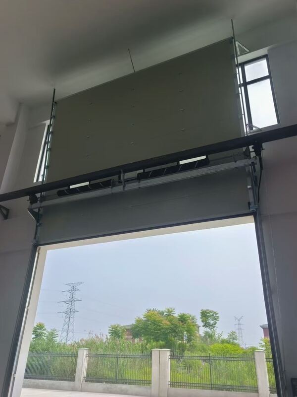 Anti-Drop Protection Industrial Sectional Overhead Door with Wind Resistance Level 7-8 and 24dB Sound Insulation