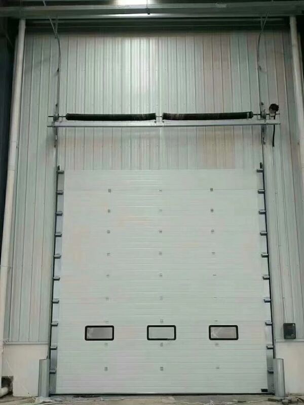 Anti-Pinch Anti-Drop Quiet Operation Industrial Sectional Overhead Door for Safety Facility Entrances
